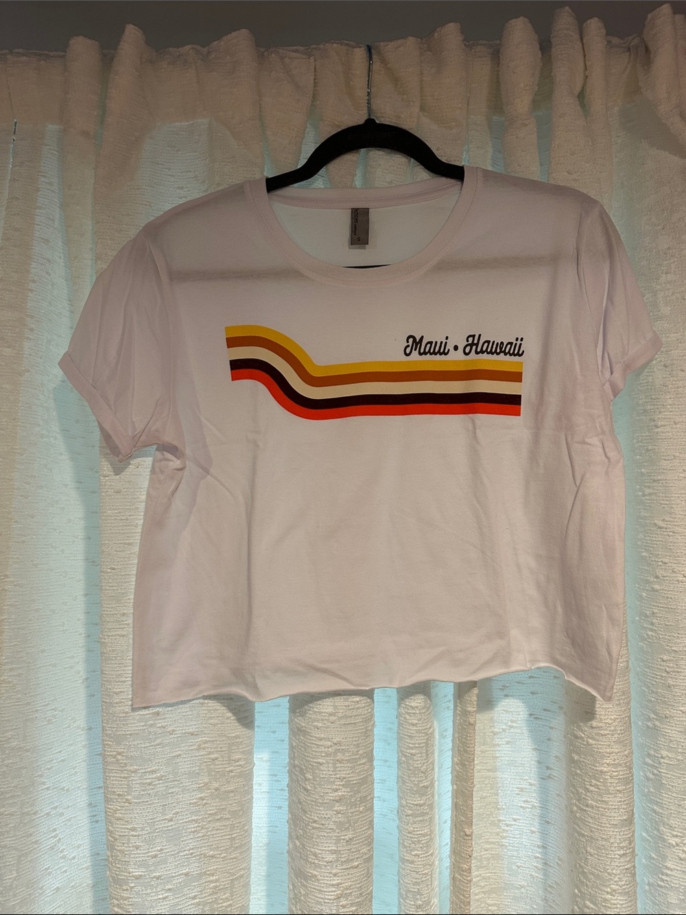 Maui Hawaii White Graphic Tee with Retro Stripes - Small